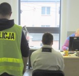 Sprzedawał amun icję w internecie 02.2017 fot. KPP Tuchola