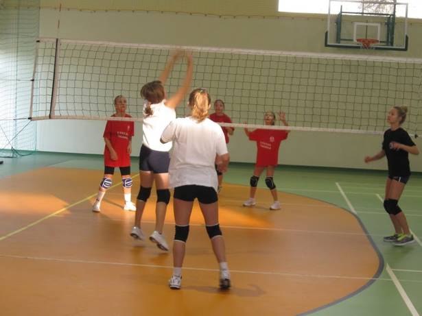 Uczcili święto narodowe na sportowo