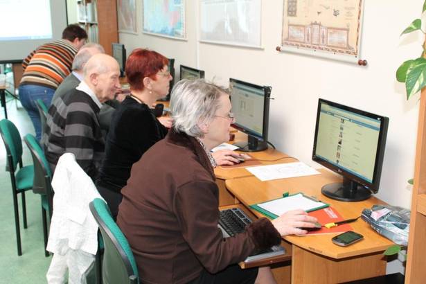 Konto na facebook’u i poczta elektroniczna po pięćdziesiątce