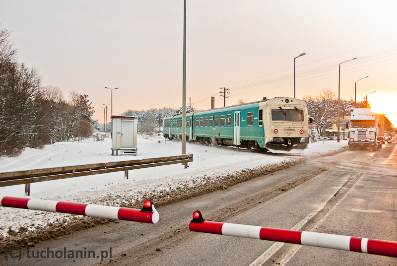 Myślał, że zdąży – zniszczył rogatki