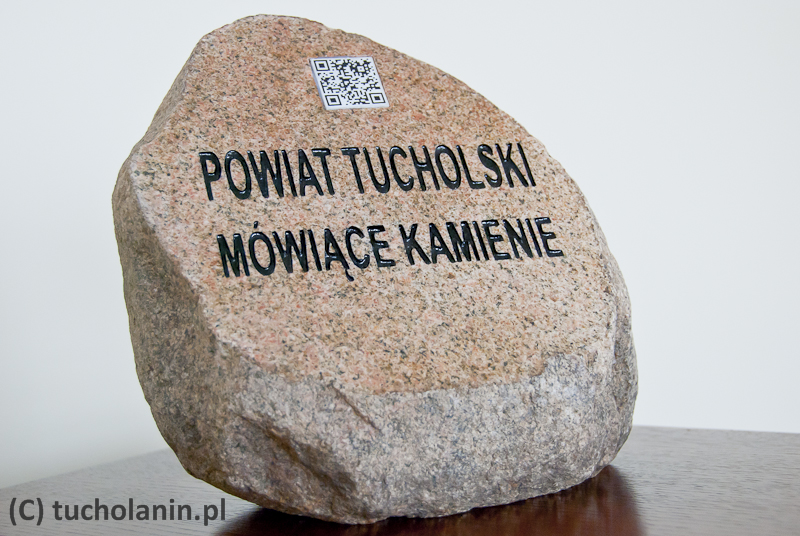 Mówiące kamienie na razie milczą