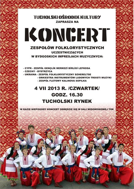 Folklor z Europy na tucholskim rynku