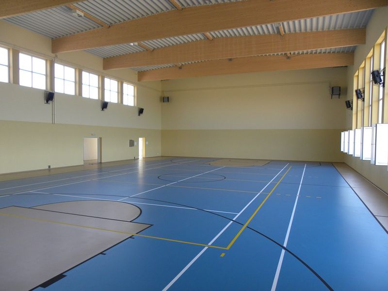 Wkrótce otwarcie hali sportowej w Żalnie