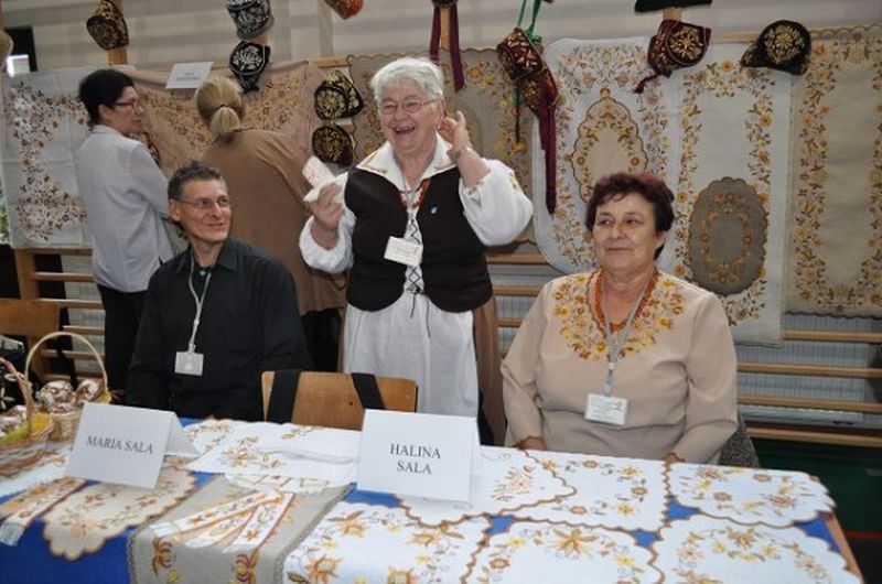 Twórcy ludowi z Borów Tucholskich w Somoninie