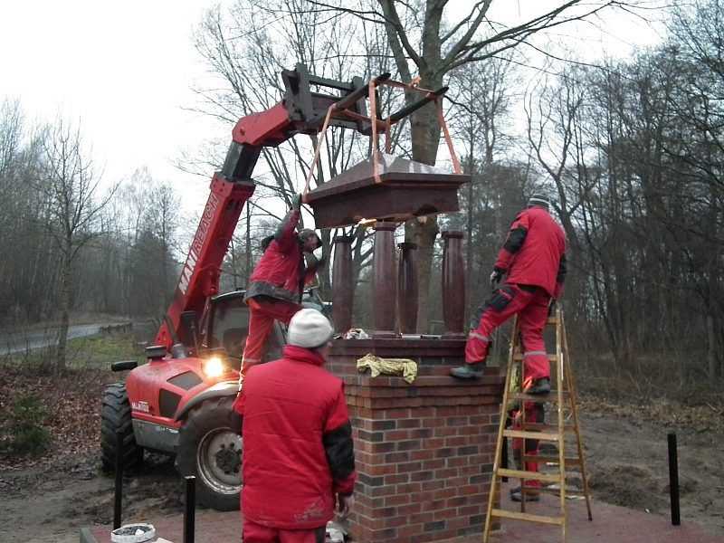 Remont kapliczki w Pile – kolejny etap