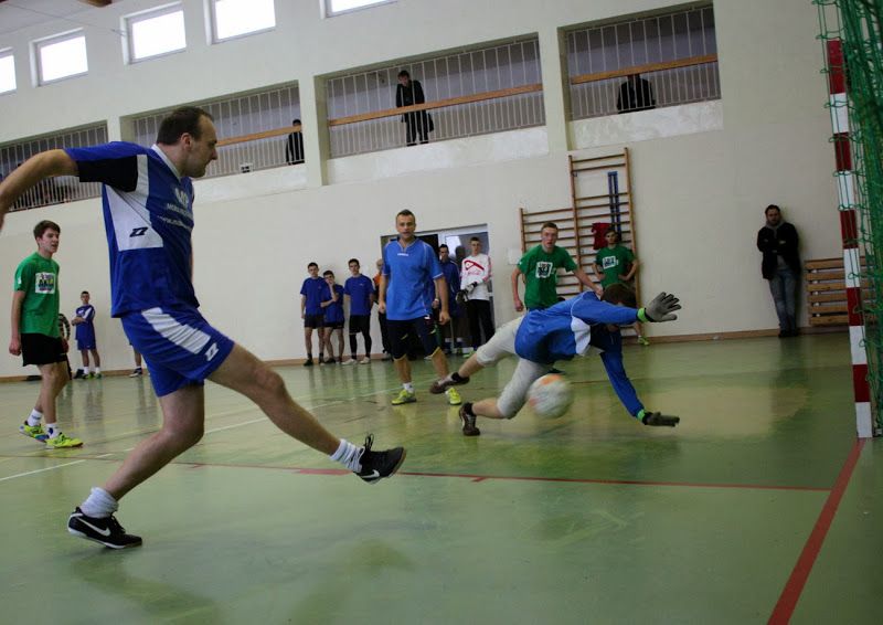 Świąteczny Turniej Piłki Halowej