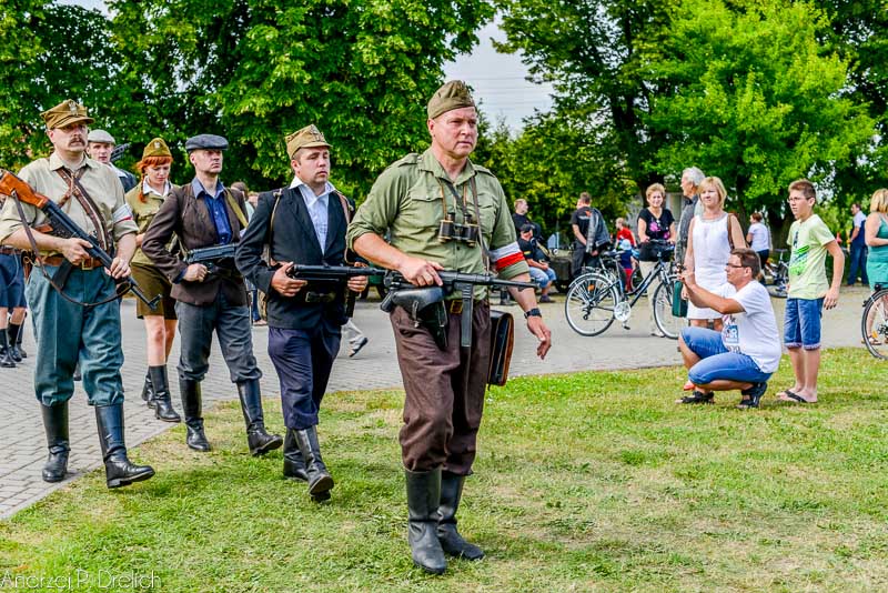 Historyczny Pochód Borowiaków i Kiermasz Borowiacki