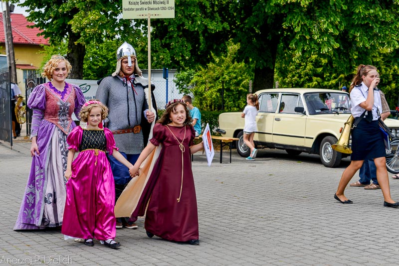 III Historyczny Pochód Borowiaków (ZDJĘCIA)