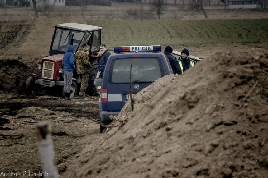 Wypadek śmiertelny przy pracach polowych (ZDJĘCIA) AKTUALIZACJA