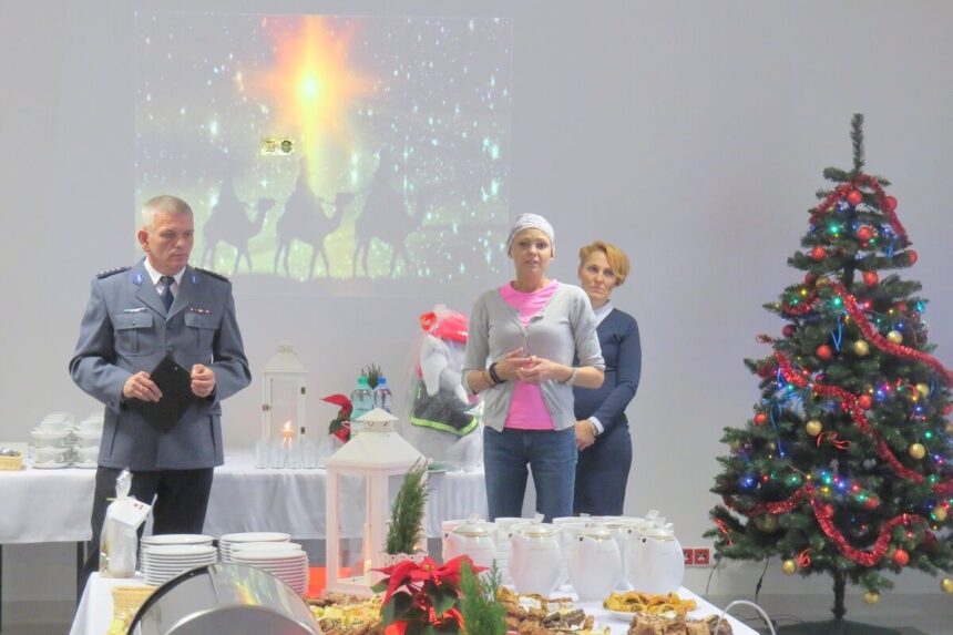 Co dostali pod choinkę tucholscy policjanci? (ZDJĘCIA)
