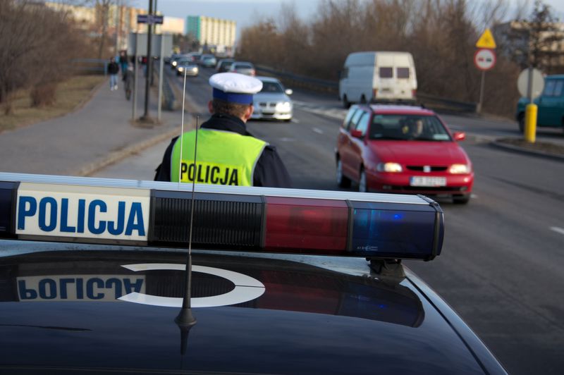 Jechał za szybko… wcześniej stracił prawo jazdy