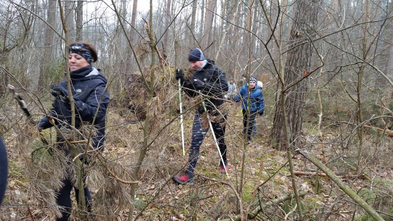 Rajd Nordic Walking w Legbądzie (ZDJĘCIA)