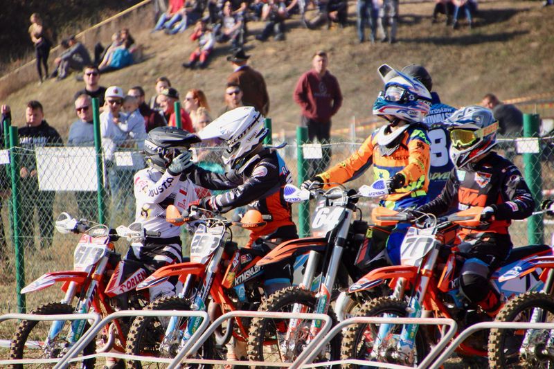 Ostatnie w sezonie zawody motocrossowe (ZDJĘCIE)