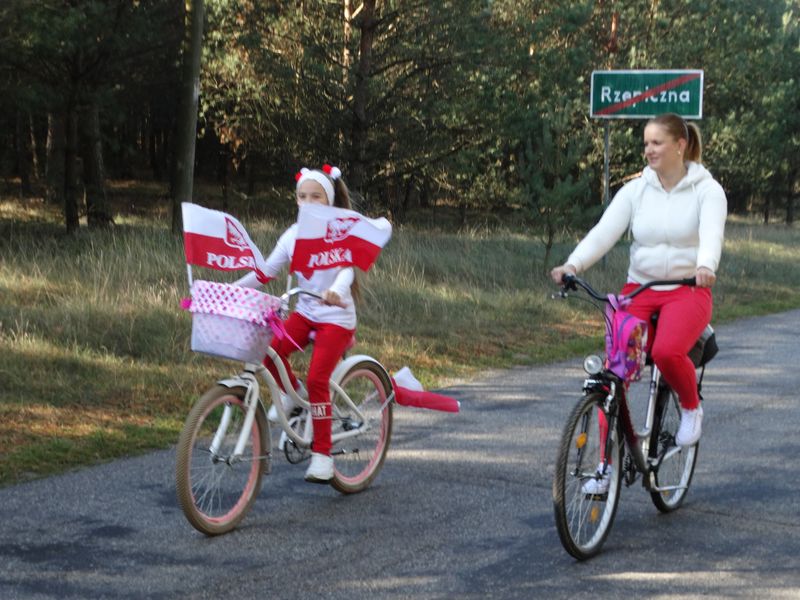 Rajd rowerowy w Legbądzie (ZDJĘCIA)