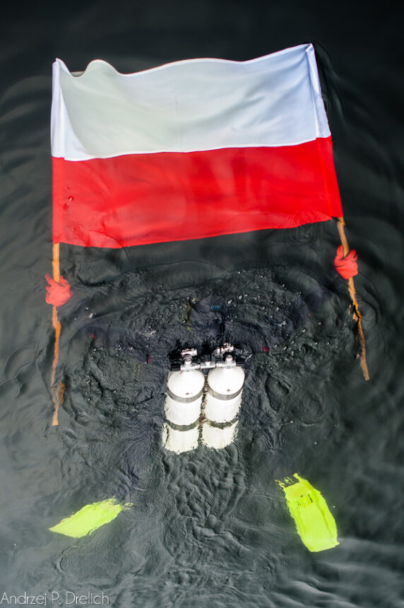 Nurkowanie dla Niepodległej (ZDJĘCIA)