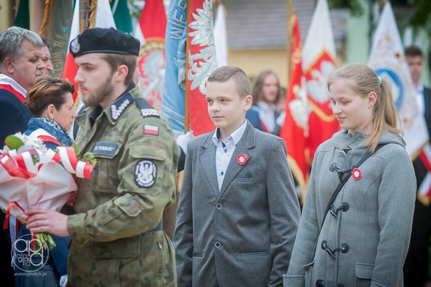 Rocznica uchwalenia Konstytucji 3 Maja w Tucholi (ZDJĘCIA)