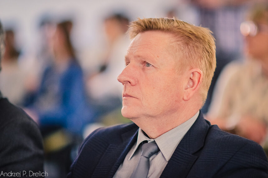 Starosta: sprawy urzędowe proszę załatwiać przez telefon lub online