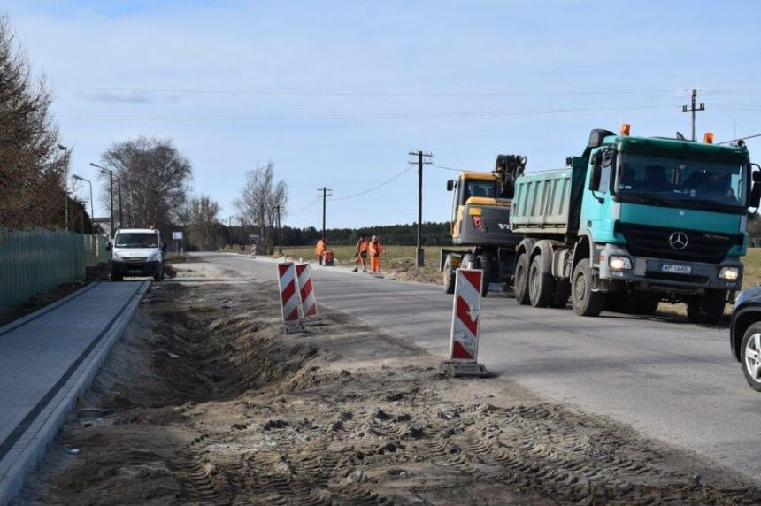Przebudowa drogi powiatowej w Śliwicach (ZDJĘCIA)