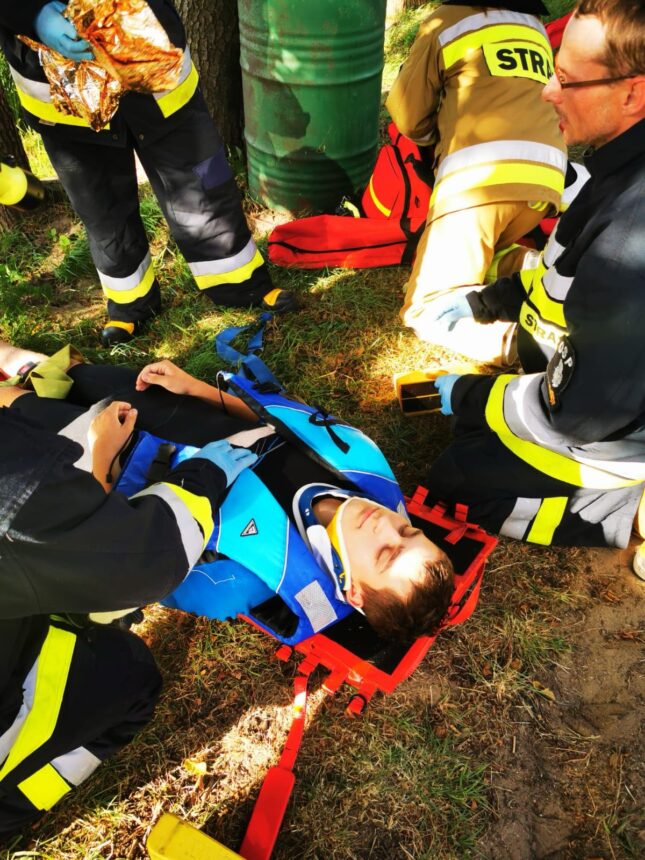 Ćwiczenia ratownicze na wodzie w Kęsowie (ZDJĘCIA)