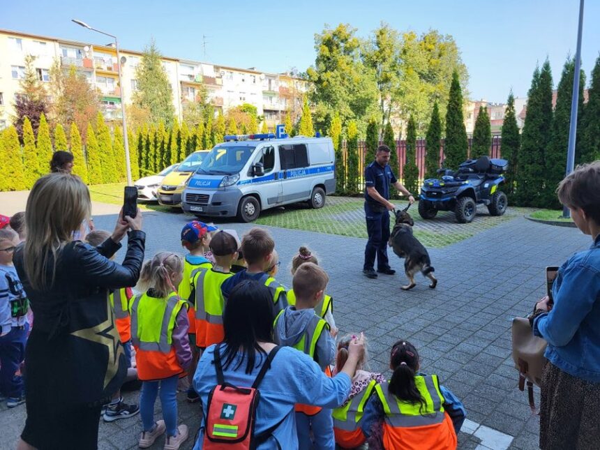 Dzieci odwiedziły tucholską komendę