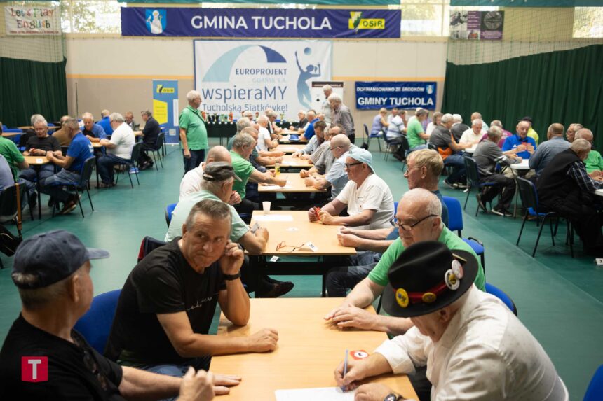 Karty na stół – Mistrzostwa Kujaw i Pomorza Kaszebe Baszka w Tucholi (ZDJĘCIA)