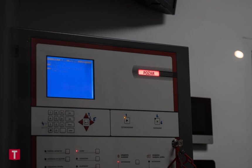 Ćwiczenia pożarnicze w internacie Technikum Leśnego w Tucholi