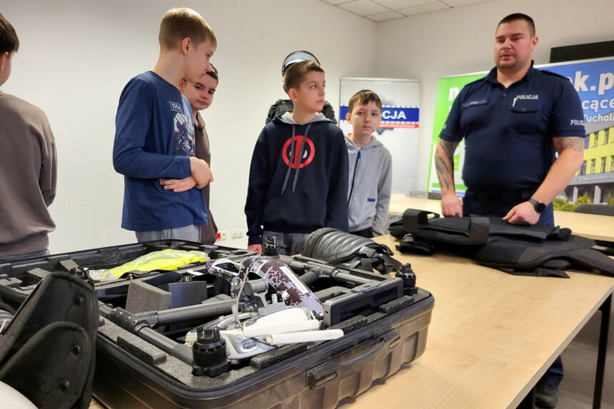 „Drzwi otwarte” w tucholskiej komendzie