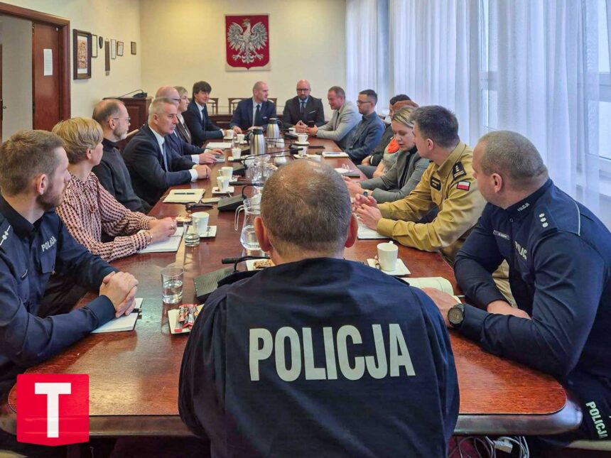 Spotkanie w związku z atakami terrorystycznymi na infrastrukturę kolejową