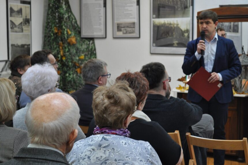 O historii obozu jenieckiego w tucholskim muzeum