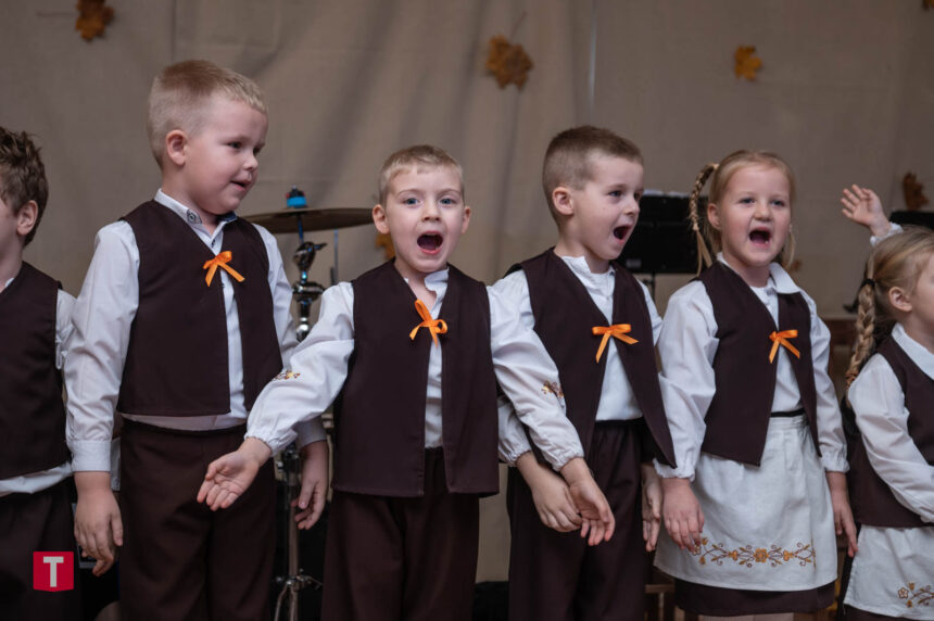 Muzyczne popołudnie w Suchej.  IV Koncert Jesienny (ZDJĘCIA)