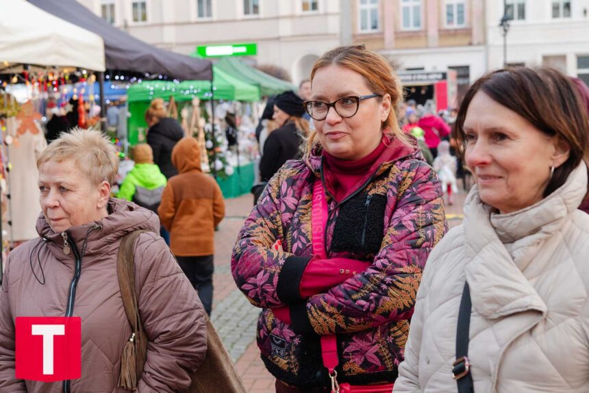 Świąteczne karaoke na tucholskim rynku (ZDJĘCIA)