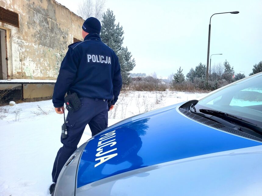Zima i bezdomność: Policja kontroluje pustostany