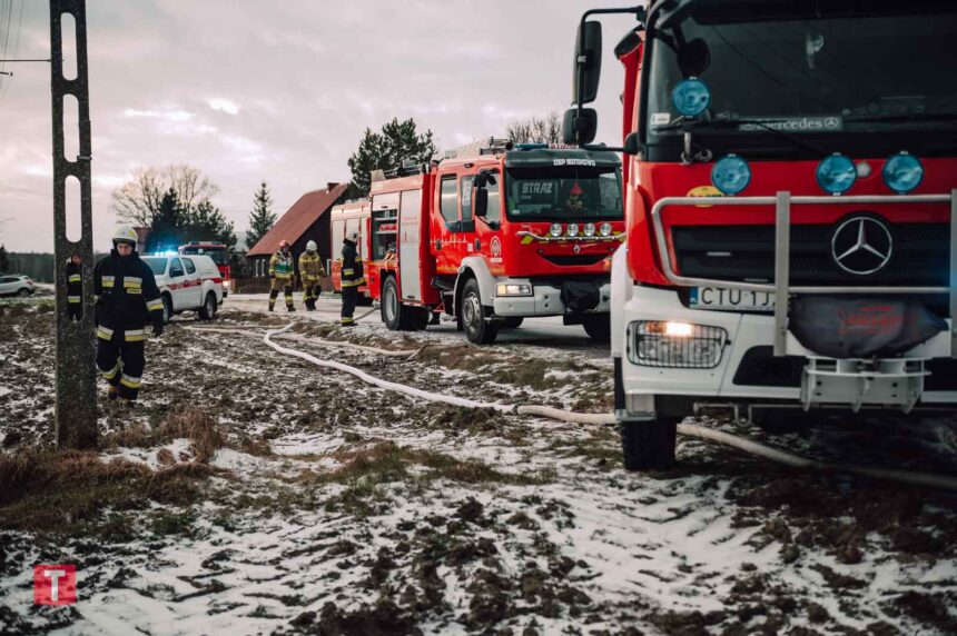 Po pożarze nie może wrócić do domu (ZDJĘCIA)